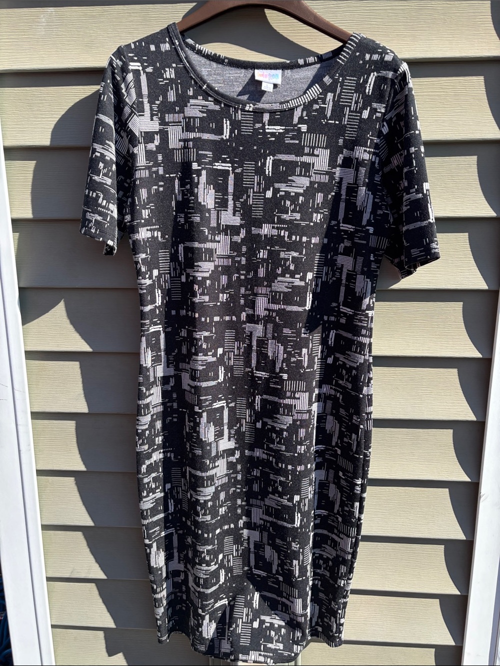 LuLaRoe Black and White Abstract Geometric Midi Dress